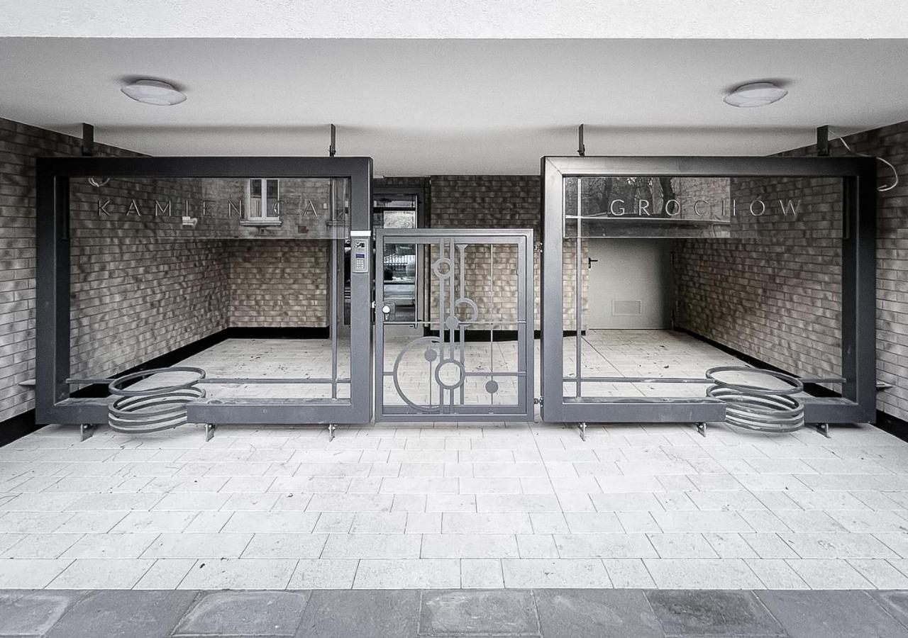 Clever 1 Kamienica Grochow Apartment *