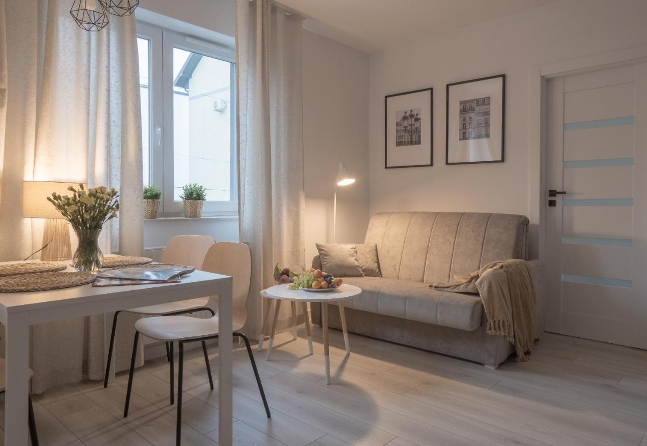 Apartment Clever 1 Kamienica Grochow *